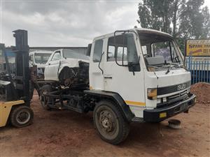 F 8000 Isuzu truck for spares 