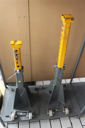 WINNTEC GREY AND YELLOW 12TONHEAVY DUTY TRESTLE JACK STAND (S066467A)