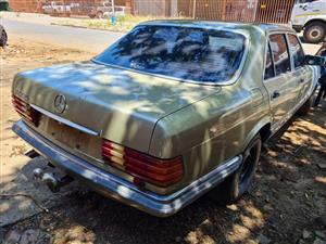 1986 Mercedes Benz 380SE W126 spares and parts