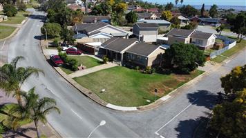 Strelitzia Park – Corner Plot Gem with Stunning Views