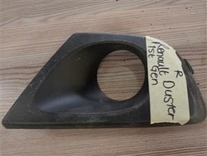 RENANULT DUSTER RHS FOG COVER