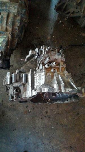 TOYOTA GEARBOX STRIPPING FOR PARTS