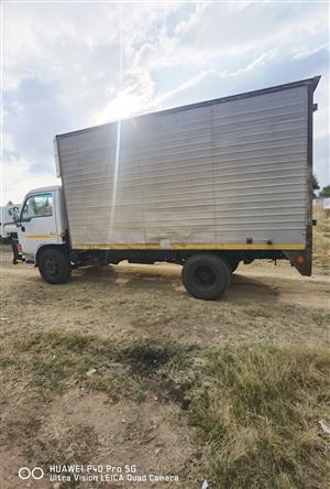 4 ton closed body truck for hire or rental, relocation, foods anything 