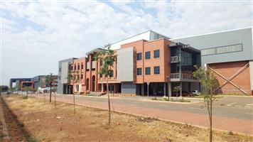 Premium Large-Scale Warehouse To Let