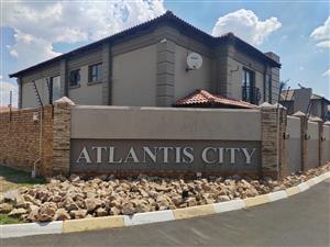 Lovely 3 bedroom,3 bathroom townhouse in Atlantis City,Sonneveld,Brakpan/156m2