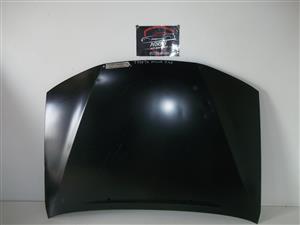 Toyota Hilux D4D aftermarket bonnet (No Scoop)