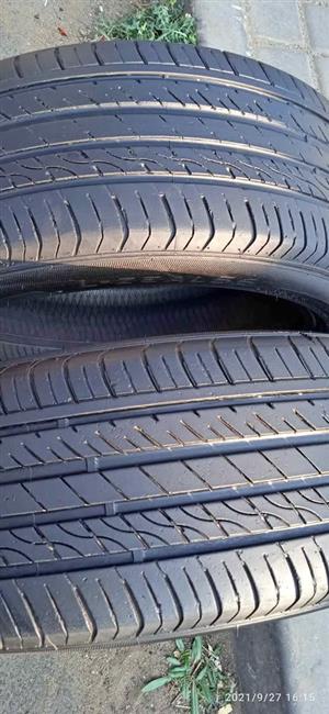 2 X 225/50/17 fairly used tyres with good threads