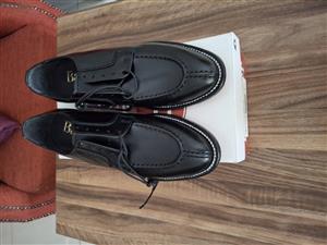 BARKER SHOES SIZE6 - REAL LEATHER