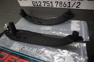 BMW F30 INNER DOOR HANDEL ON DOOR PANEL 