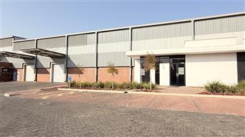 AAA-Grade 1,235m² High-Clearance Warehouse To Let in Irene, Prime R21 Exposure