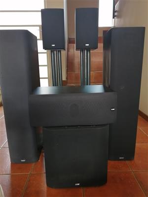 B&W Surround speaker system