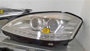 Mercedes Benz S-class W221 headlights