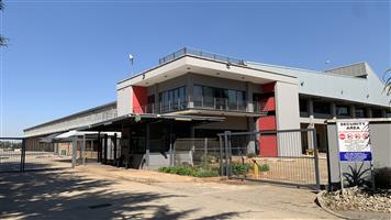 Warehouse to let in Pomona
