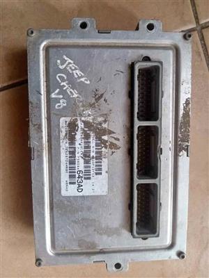 Jeep Cherokee 4.7 v8 computer box