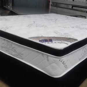 brand new bedds with a factory warranty excellent quality 