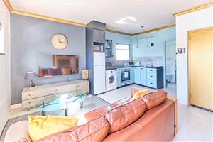 Apartment For Sale in Sea Point