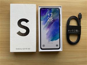 Samsung Galaxy S21 FE Excellent working condition like brand new