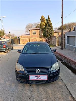 Vw polo bujwa 1.6 bah