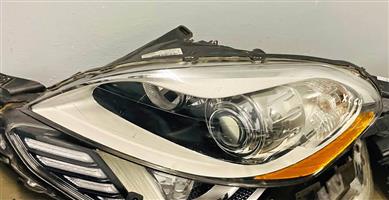 Volvo XC60 headlight