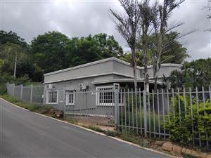 Commercial space To Let