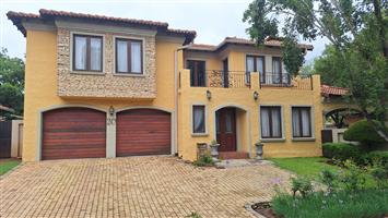 Upmarket Home in Secure Estate