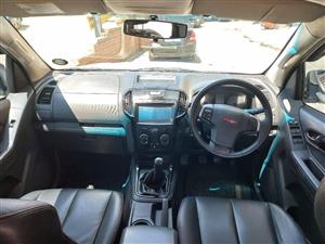 2021 Isuzu KB250 2.5 double Cab X Rider