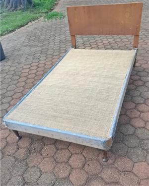 Bed frame single