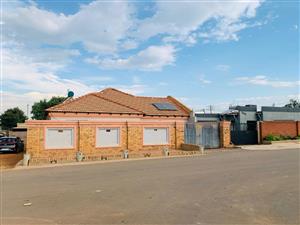 Spacious 3 Bedroom House to Rent in Lenasia Ext 2 | Secure Family Home with Garage & Solar Geyser