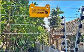 Electric fence, gate motor