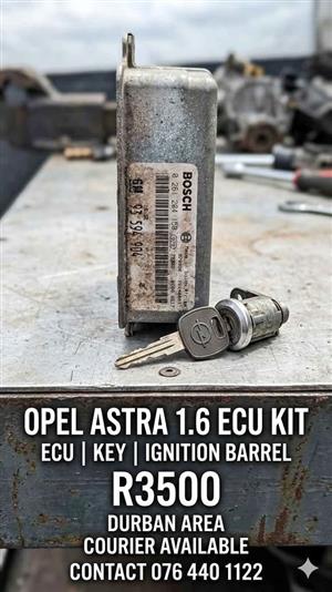 Opel Astra computer box and key