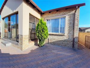 Facebrick townhouse for sale in popular complex