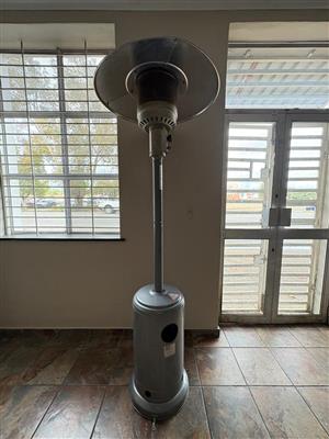 AVIA outdoor gas patio heater