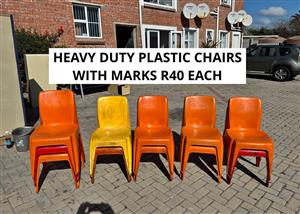 11 HEAVY DUTY PLASTIC CHAIRS WITH MARKS R40 EACH
