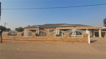 House For Sale in Mabopane