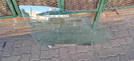 Datsun Go door glass