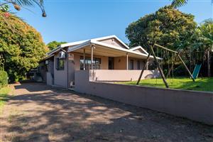 Must Sell Opportunity Fully Furnished Family Home In Prime Location