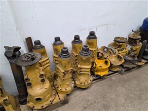 EARTHMOVING PARTS & COMPONENTS 