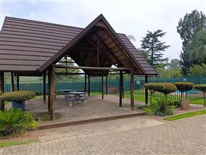 Townhouse For Sale in Glen Marais