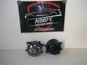 Nissan Aftermarket fog light set (see description for models)