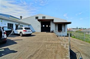 Versatile Commercial Property To Let