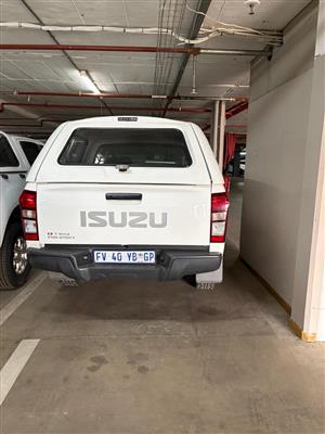 Canopy for a double cab Isuzu 2017 model