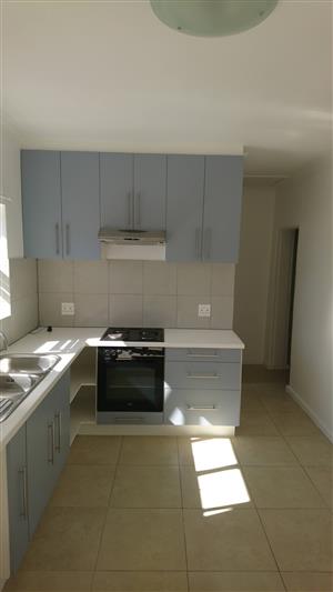 2 Bedroom Separate Entrance To Rent – Zeekoevlei