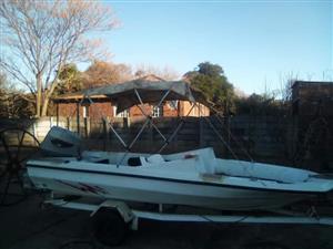 Hi I'm selling my boat (Project)  or to swop for bike