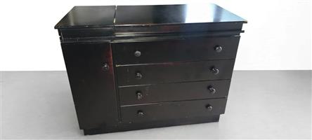 Baby bath and cupboard