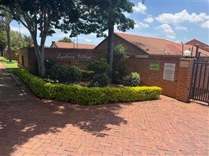 Townhouse Rental Monthly in Lynnwood Manor