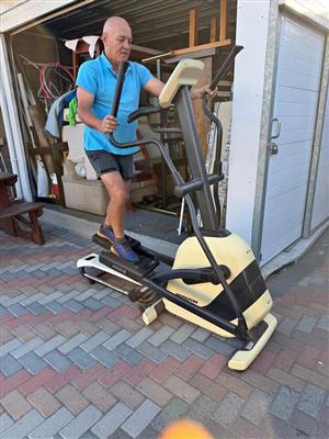 Horizon Andes 5 trainer bike