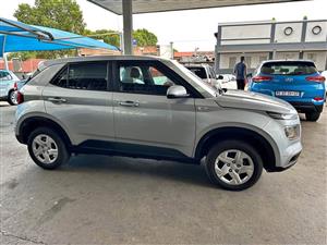 2022 HYUNDAI VENUE 1.0 TURBO Transmission: Automatic  Mileage: Fueltype: Petrol  Silver