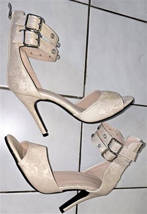 Women’s Size 5 Cream High Heels with Ankle Straps