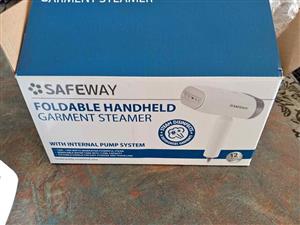 Safeway Foldable Handheld Garment Steamer brand new in box