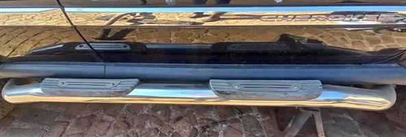 Jeep Cherokee Side steps in stock